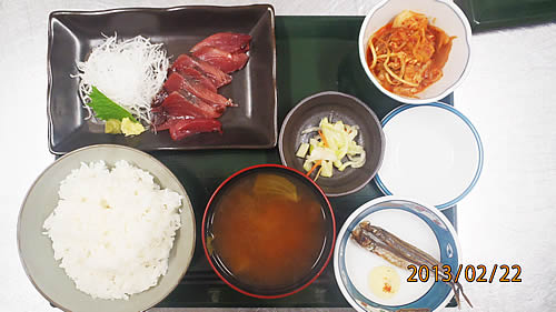 三陸産戻り鰹のお刺身 三陸産戻り鰹のお刺身