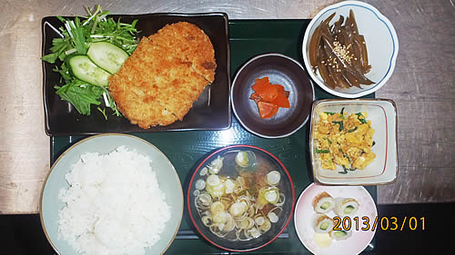 メンチカツと三陸産わかめの茎の中華漬 メンチカツと三陸産わかめの茎の中華漬